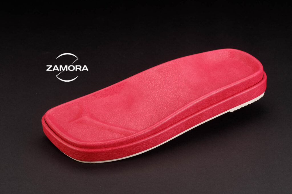 inyectados zamora-45-suelas-plantas-modelo-abril-fucsia-logo